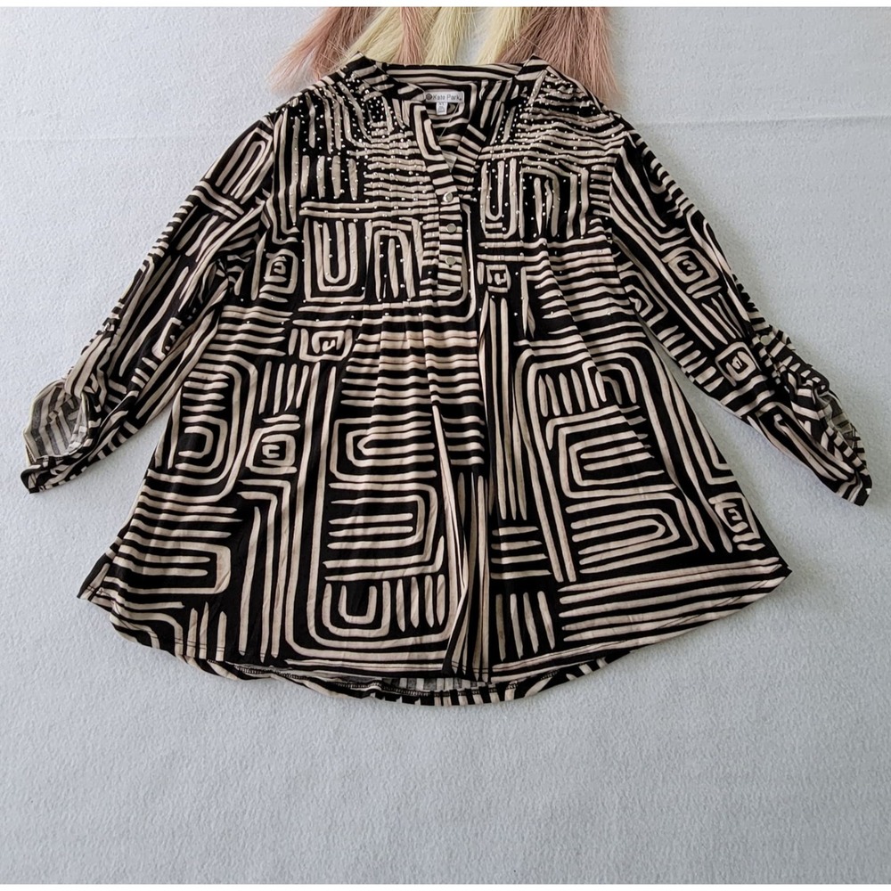 Kate Park L Black And White Blouse, Size REGULAR XL‎